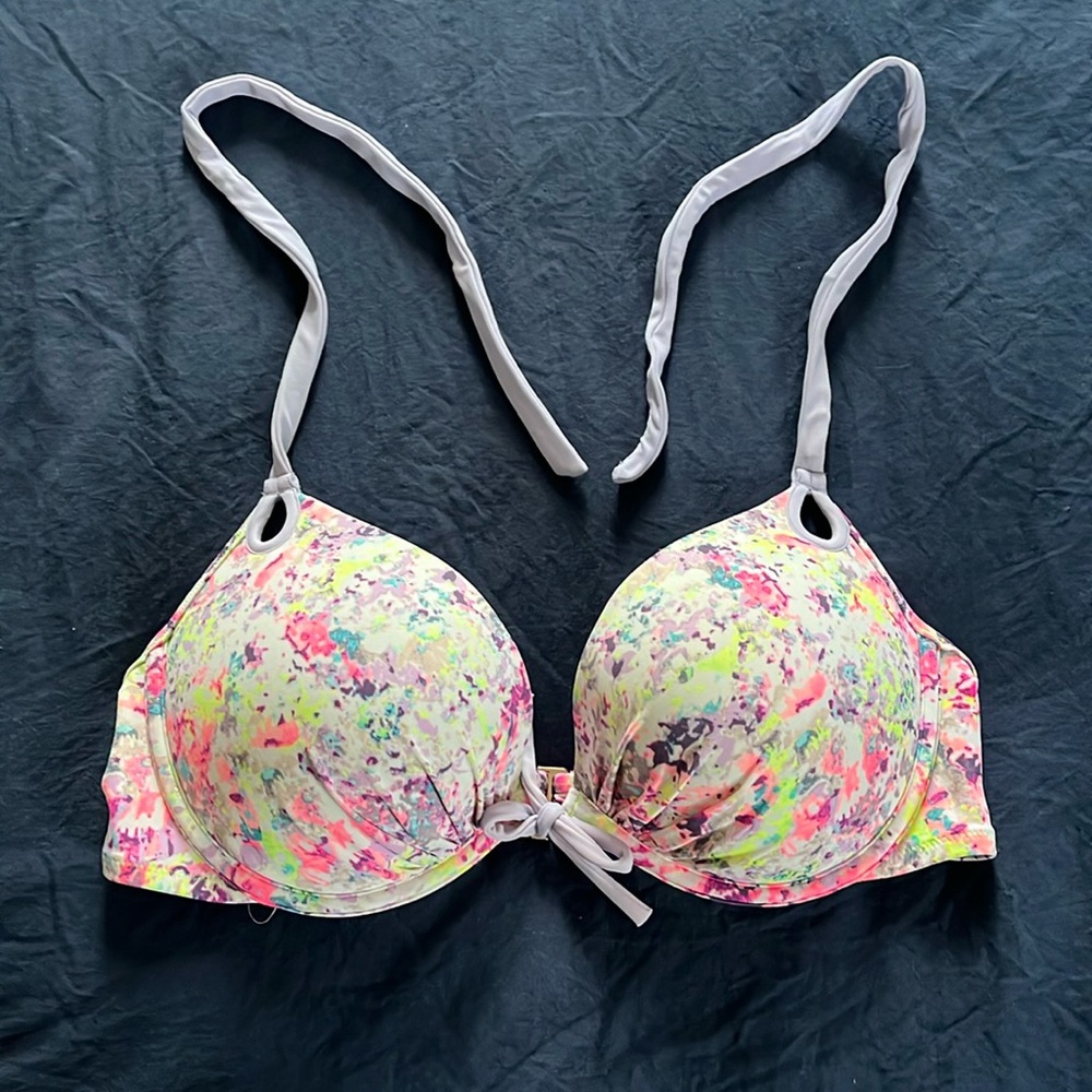 The Victorias Secret gorgeous push-up swimsuit halter top in size 36D